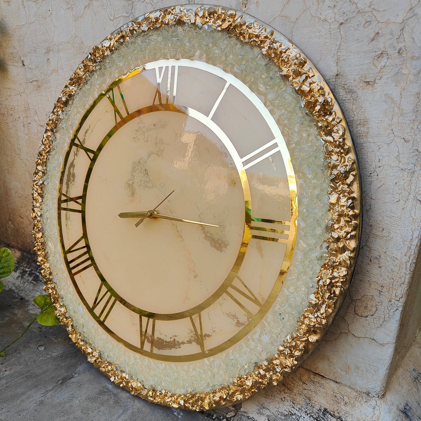 HBA0021 - Royal Ivory Crystal Crest Edition