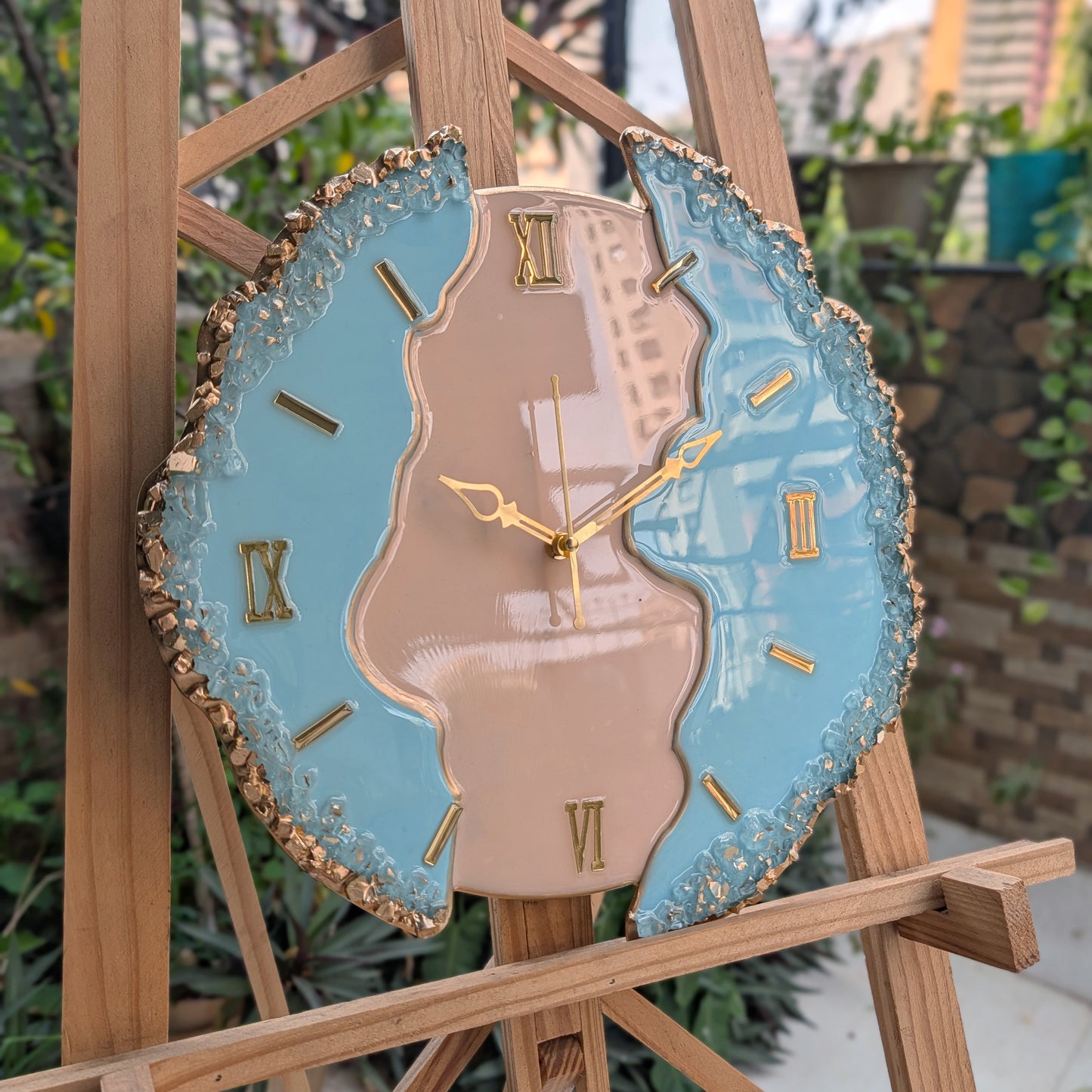 HBA0050 - Blush Sky Geode Resin Wall Clock