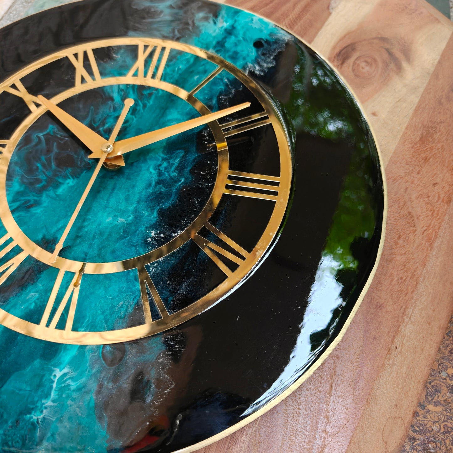 HBA0045 - Emerald Noir Resin Wall Clock
