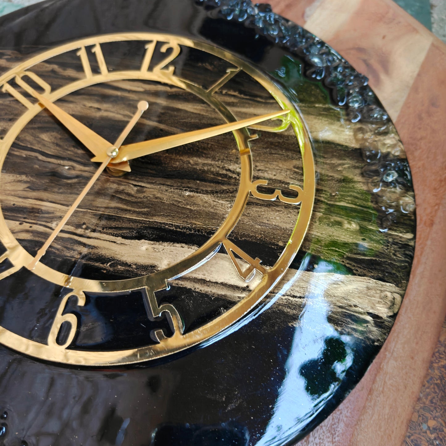 HBA0053 - Luxury Black Resin Wall Clock with Gold Numerals | Handmade Silent Wall Décor