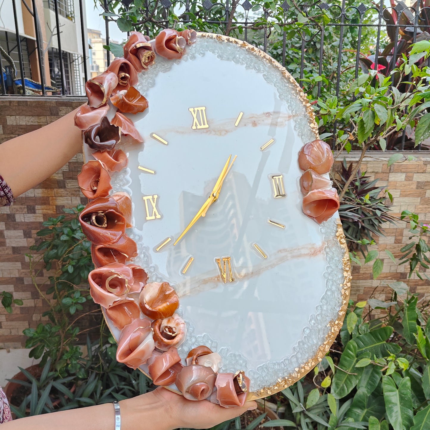 HBA0043 - Eternal Bloom Luxe Resin Wall Clock – Caramel Rose Edition