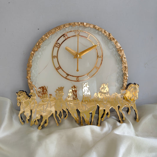 Seven Horse 0003 - Golden & White Edition